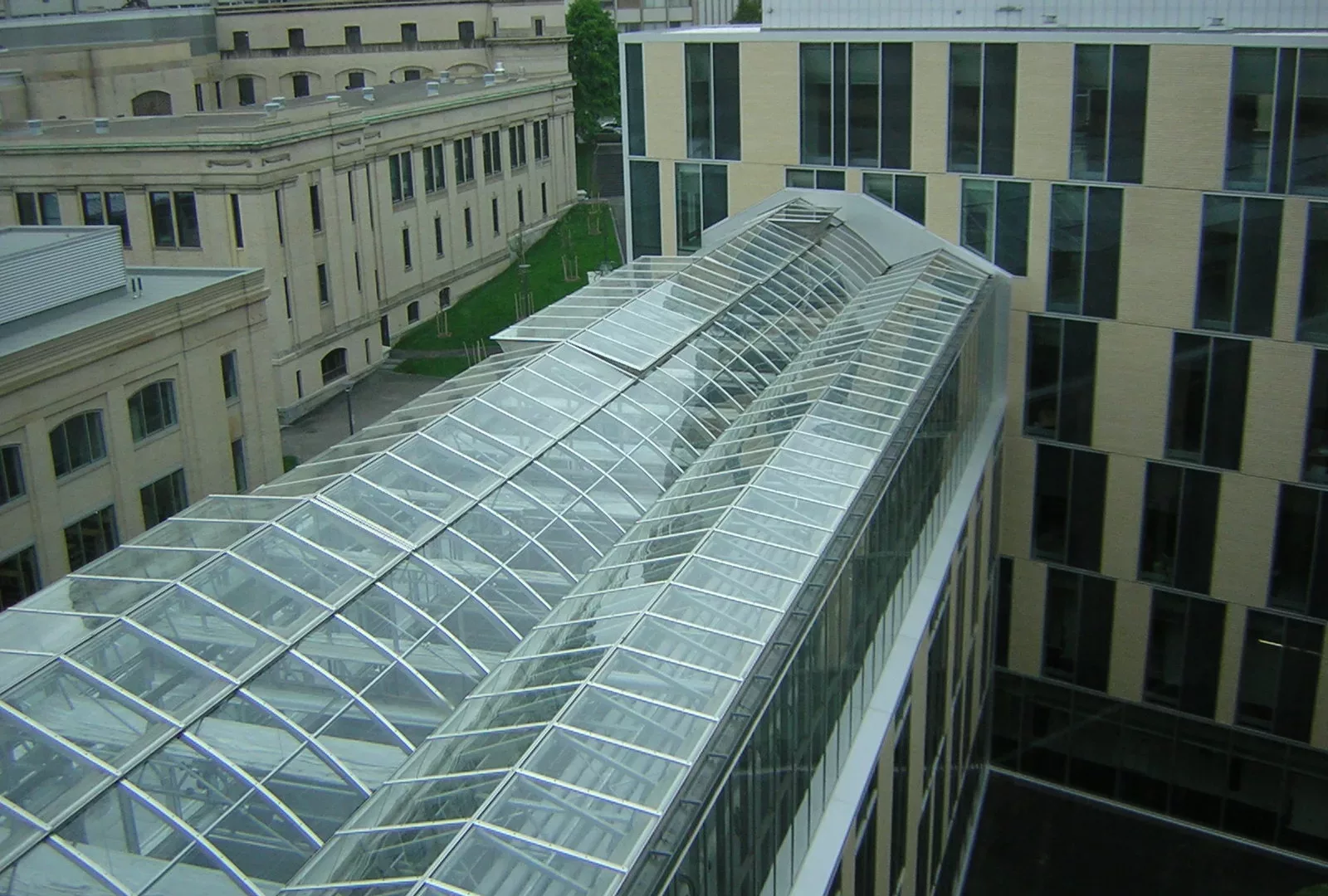 research greenhouse - quebec university